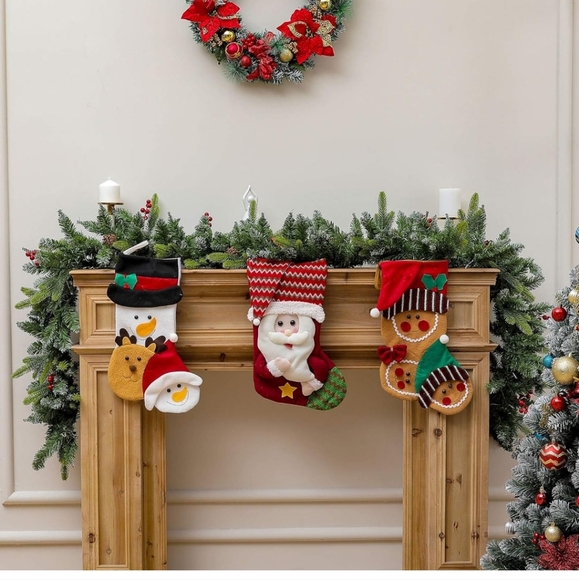 New Pre-lit Garland 9 Feet Indoor/Outdoor - Picture 5 of 11